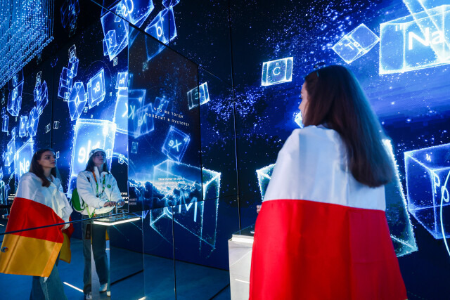 На Международном фестивале молодёжи – 2026 выступили виртуальный Рахманинов и робот-дирижёр