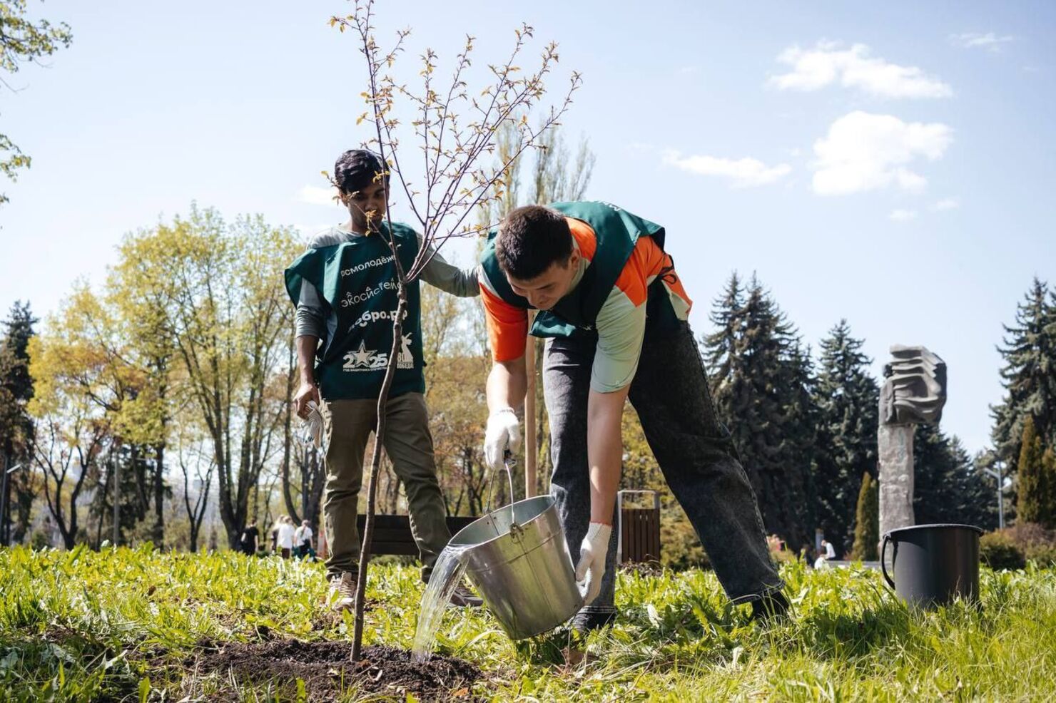 Russian and International Youth Join Nationwide Clean-Up Campaign