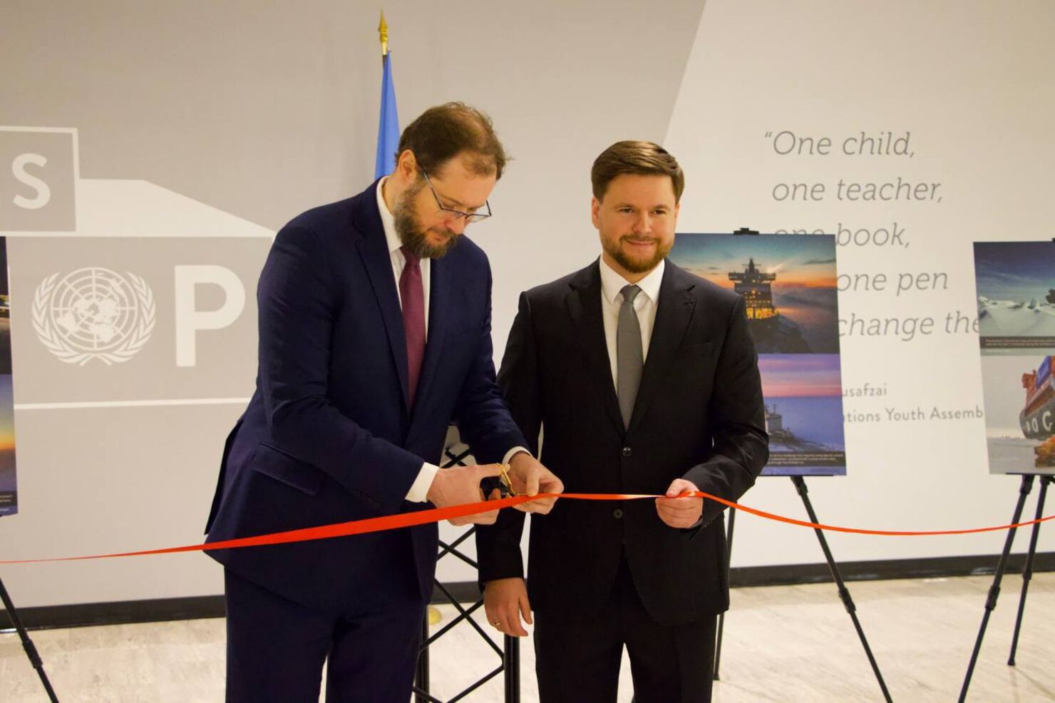 “Into the Heart of the Arctic”: New York Hosted Exhibition Showcasing Arctic Expedition by International Youth Team from 15 Countries
