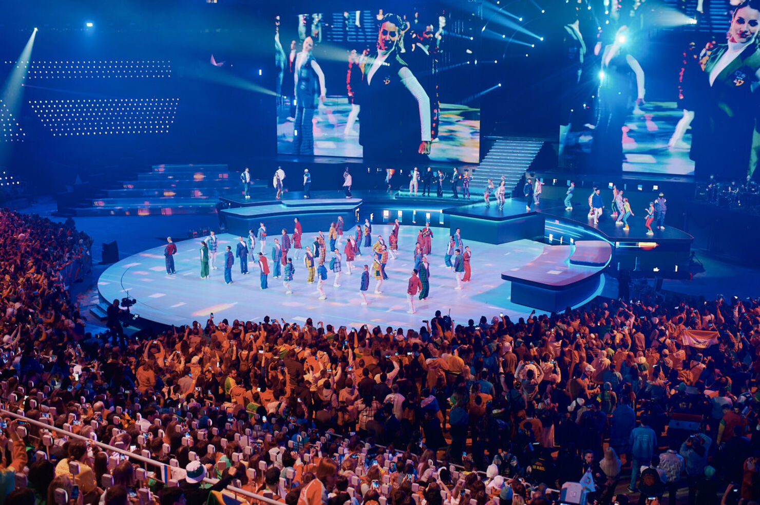 Начнем будущее вместе: состоялась церемония открытия Всемирного фестиваля молодёжи