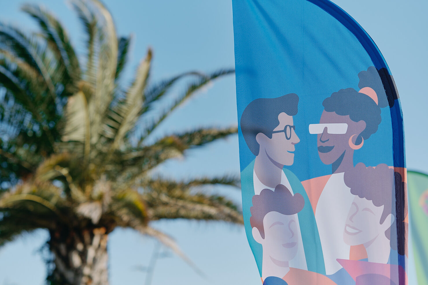 Подписание соглашения о сотрудничестве между Apex Consaltunts и ДФУ