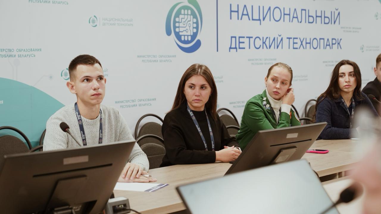 Russia's youth projects and initiatives were presented at the III CIS and EAEU Youth Forum in Minsk